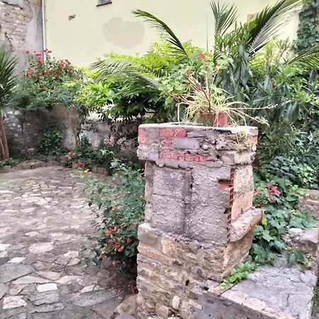 Via Monta Retro Apartamento *